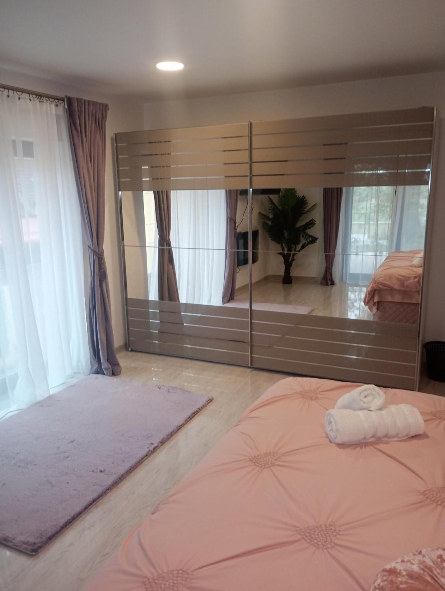 Izabella Guest House Săcele Εξωτερικό φωτογραφία