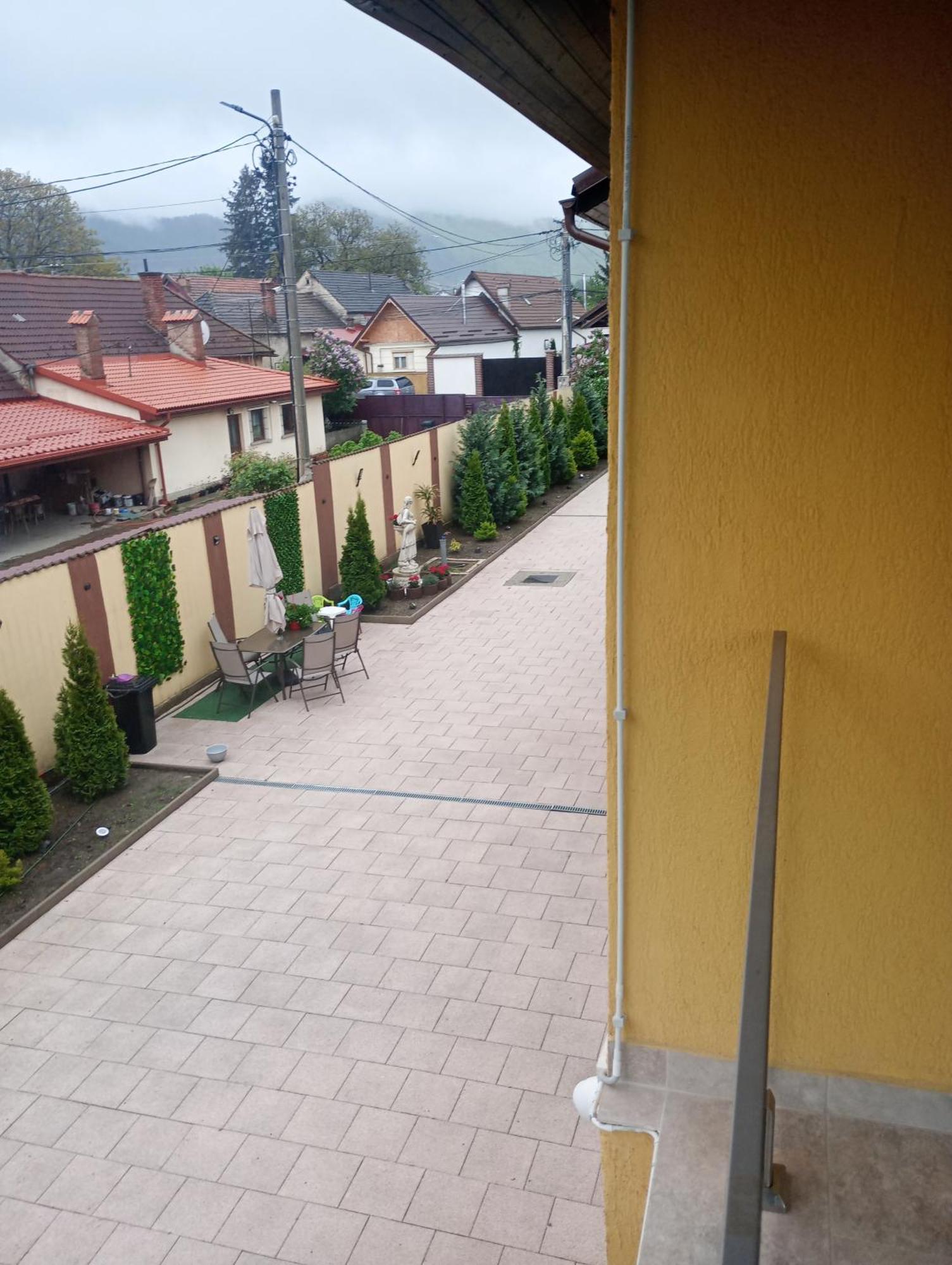 Izabella Guest House Săcele Εξωτερικό φωτογραφία